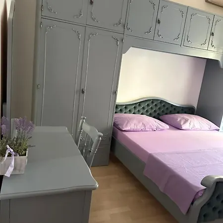 Sandra Apartment